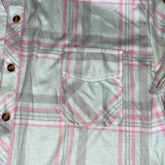 Plaid button-up - Picture 4 of 4